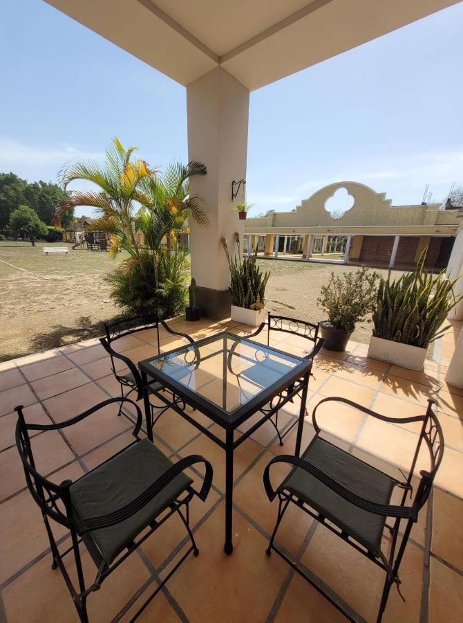 Hotel Portico Norte Tartagal Eksteriør billede